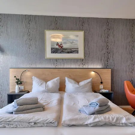 Fischadler 34 Im Wreecher Idyll Ruegen By Ruyastay *